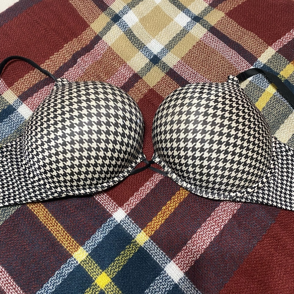 VS Miraculous Plunge Bra